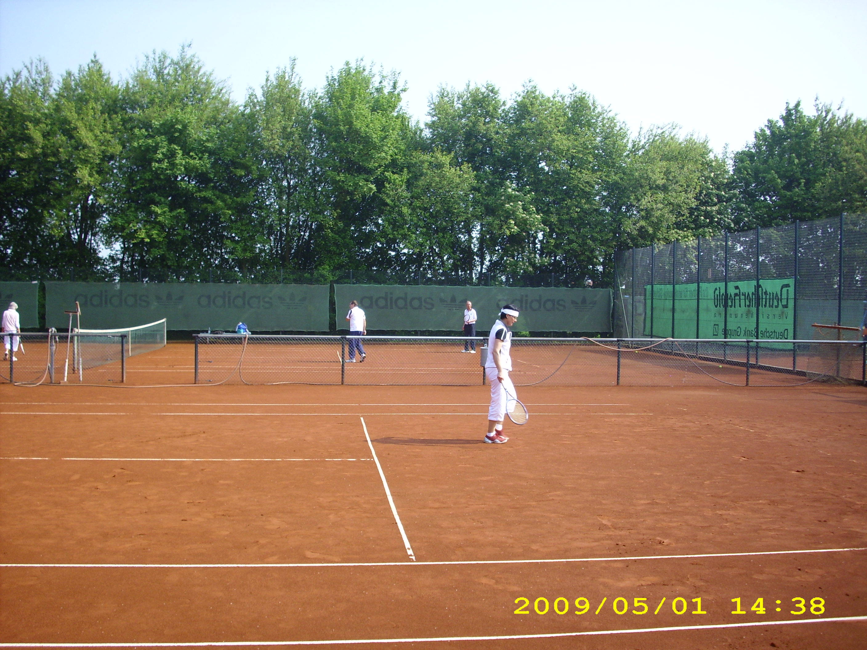 anspielen-tennis-01-05-09-010