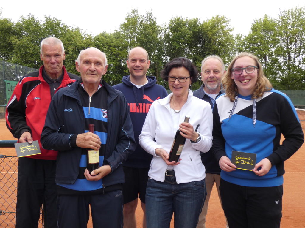 v. l. n. r.: UWe Paulsen, Reinhold Pulinna, Jens Kopietz, Sieglinde Kühnel, Kurt Sinemus, Lea Dreier.